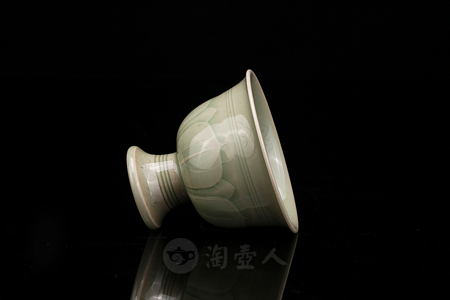 高足杯