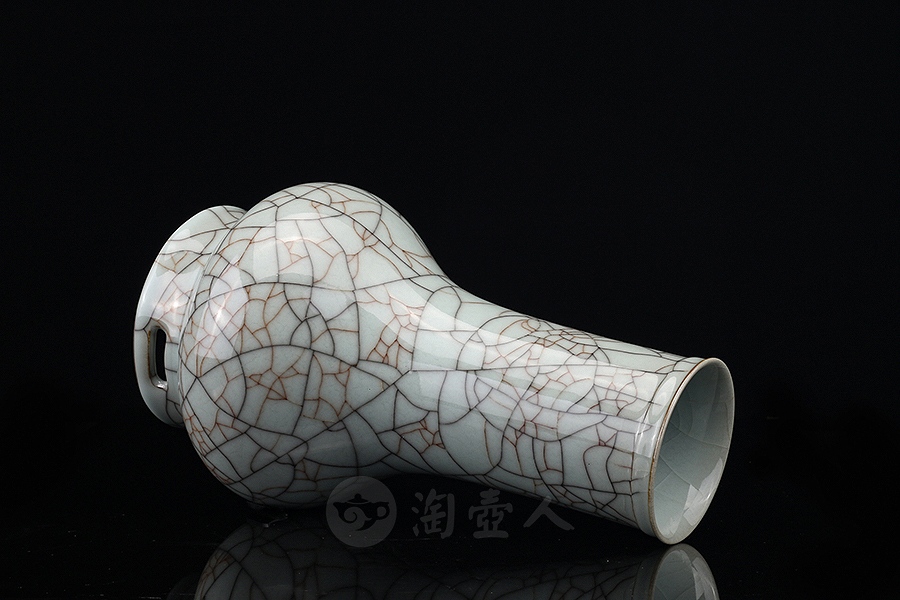 穿带瓶