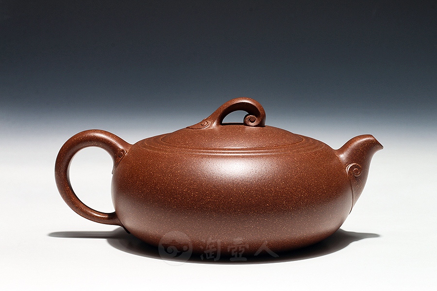 宜兴紫砂壶名家范伟群作品《行云流水》