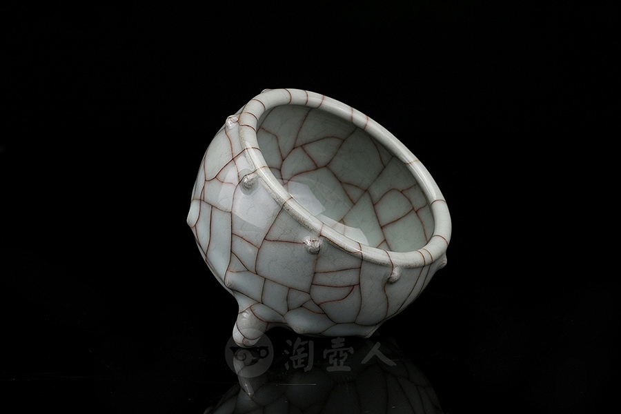 鼓钉炉