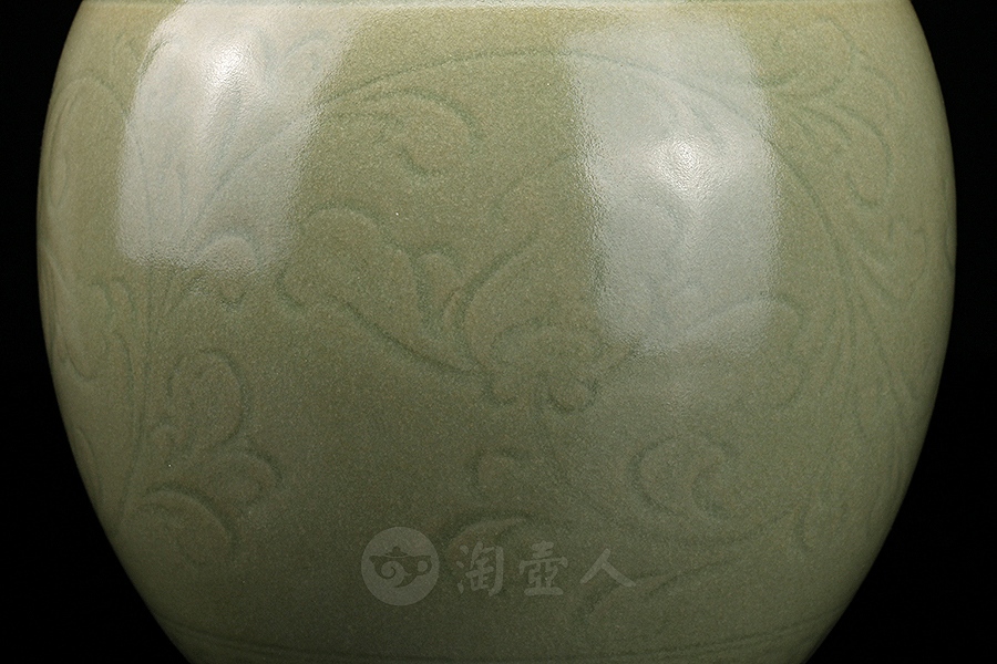缠枝盖罐
