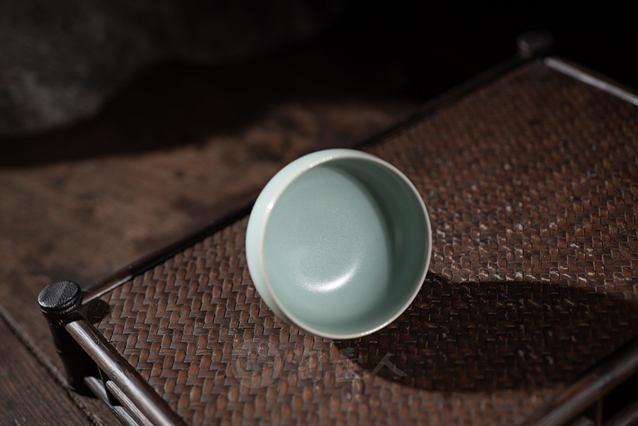 高脚杯