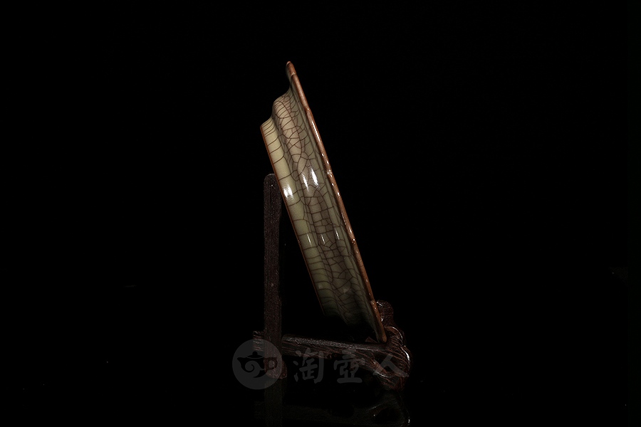 葵口壶承