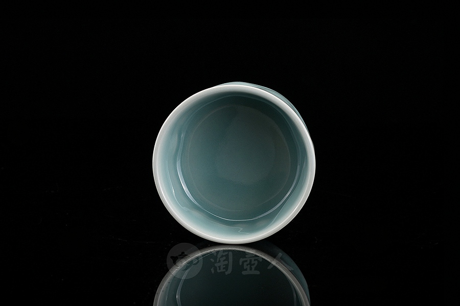 圆口杯