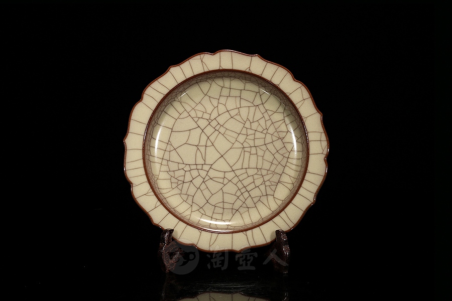 葵口壶承