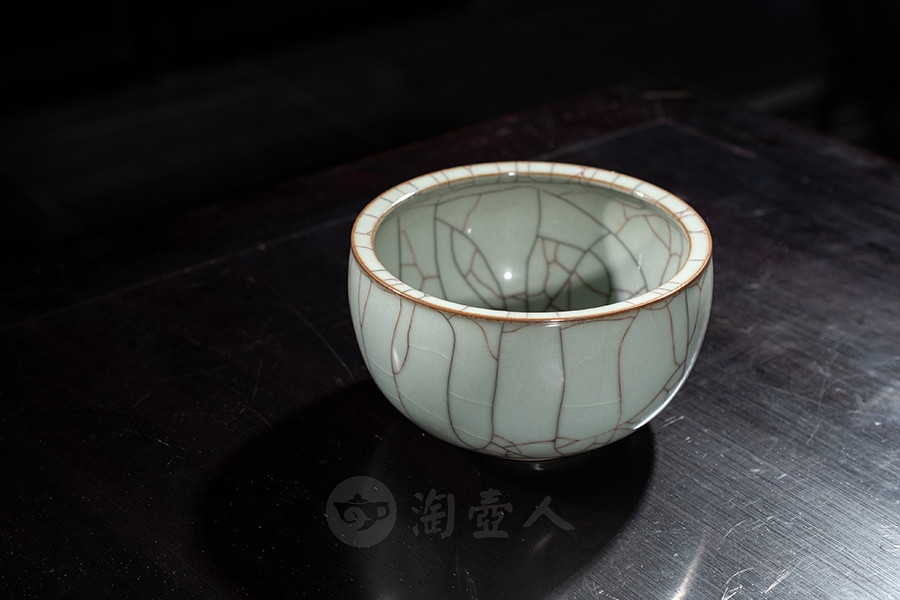 钵