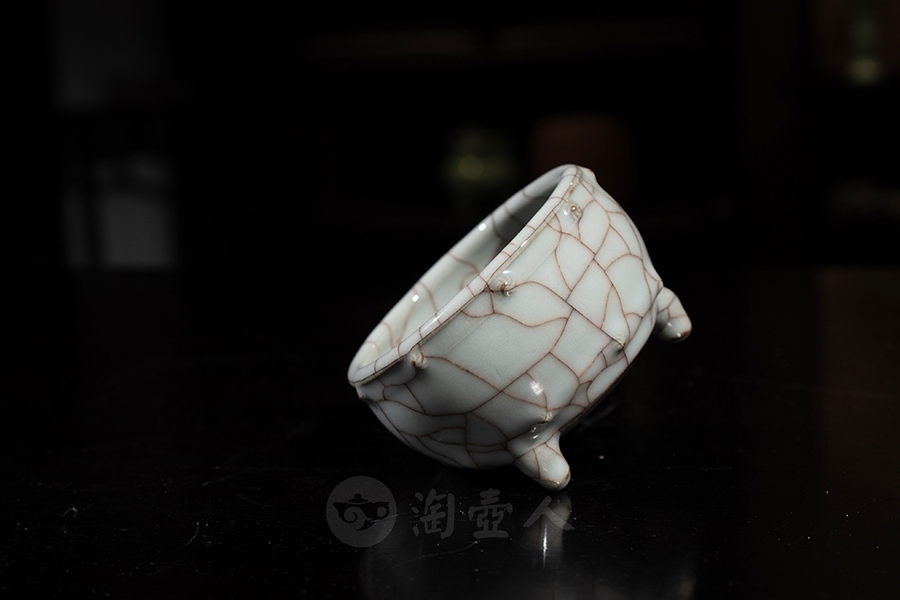 鼓钉炉