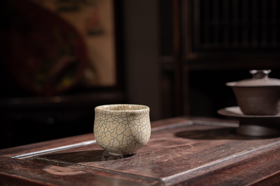 哥窑品茗杯