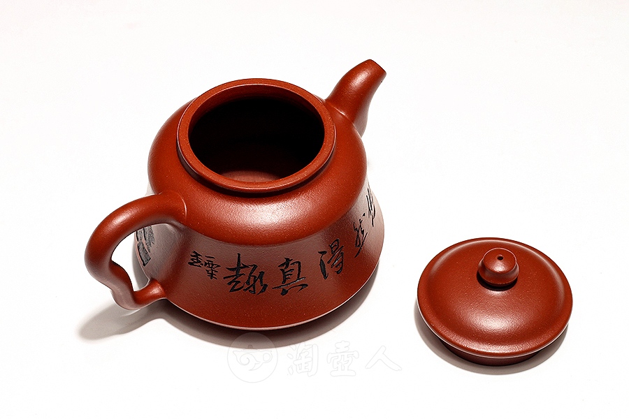 宜兴紫砂壶名家毛文杰作品《秦钟(毛国强装饰》