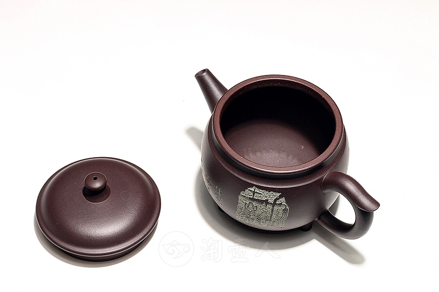 三足鼎(戴姓)