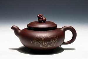 三羊开泰紫砂壶