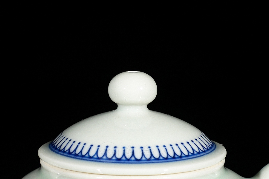 琴高乘鲤壶