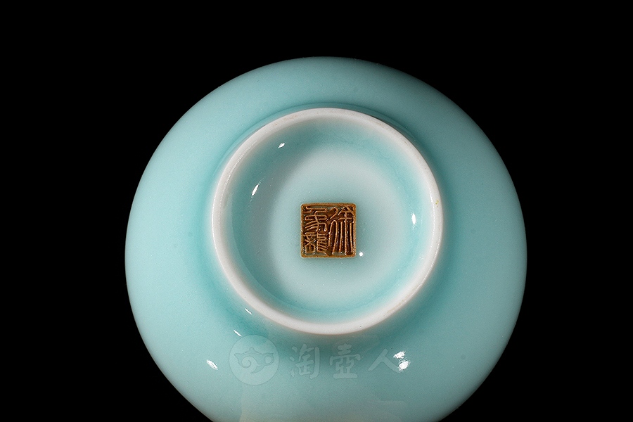 花口粉青杯