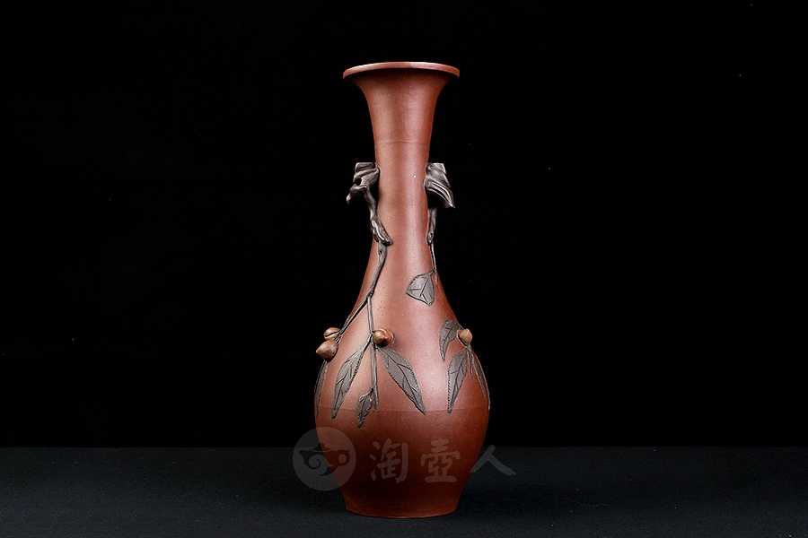 民国紫砂桃耳瓶