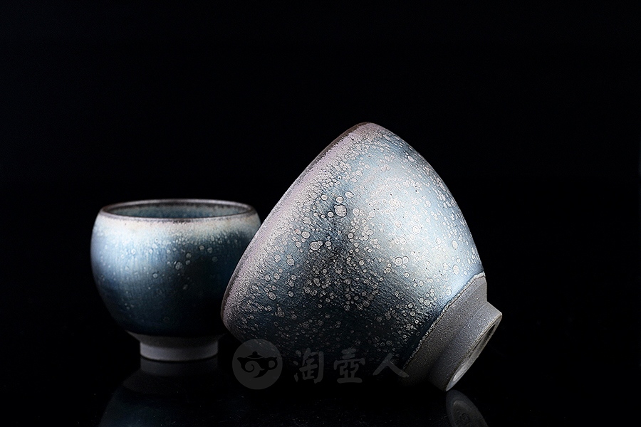深蓝星空对盏