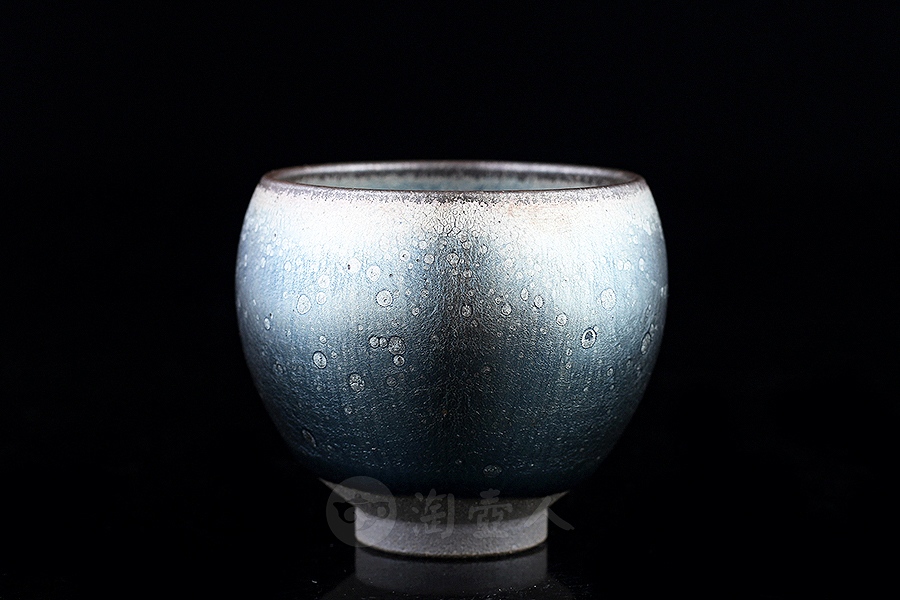 深蓝星空对盏