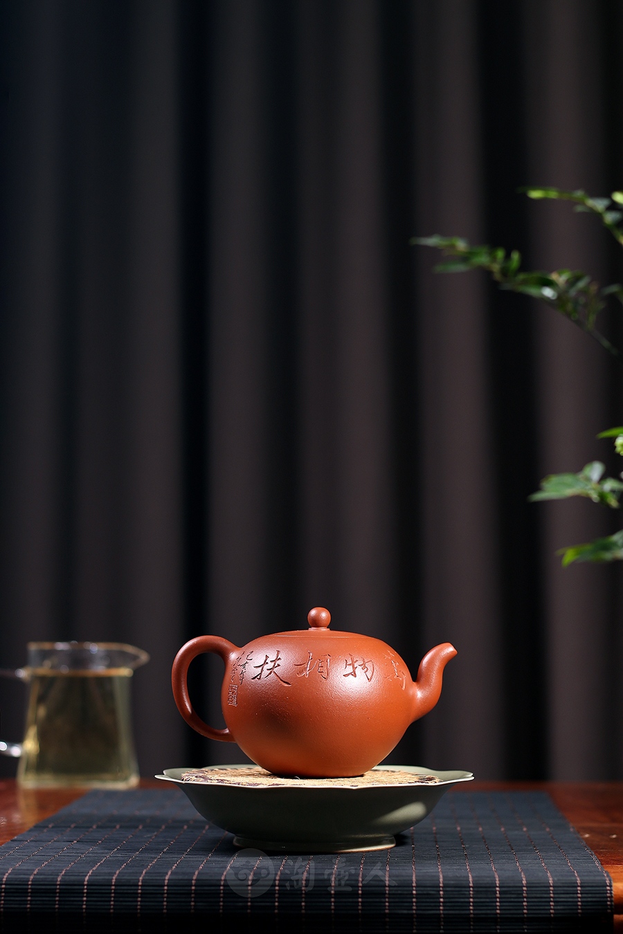 全手小一粒珠(范曾书画·鲍志强陶刻)