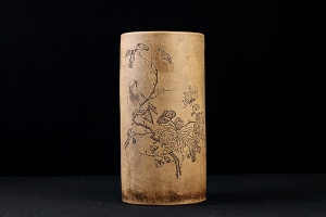 花鸟笔筒