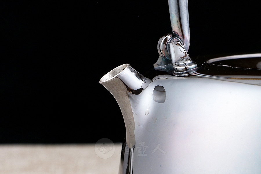 白玉如意提梁壶