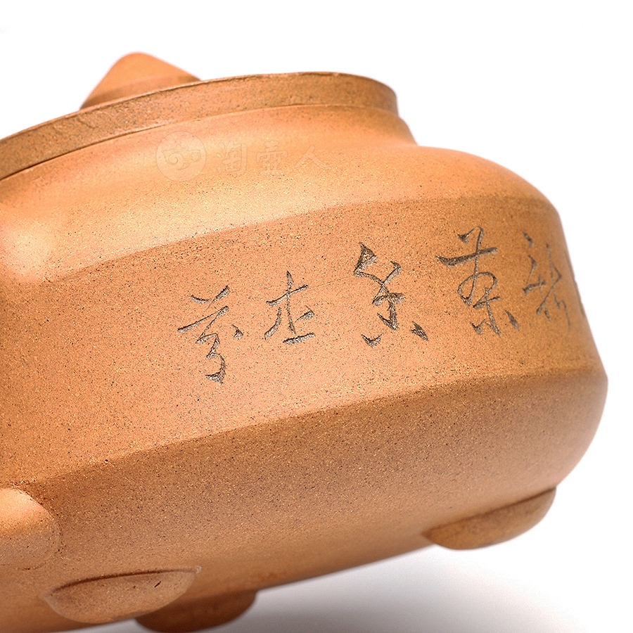 三足周盘