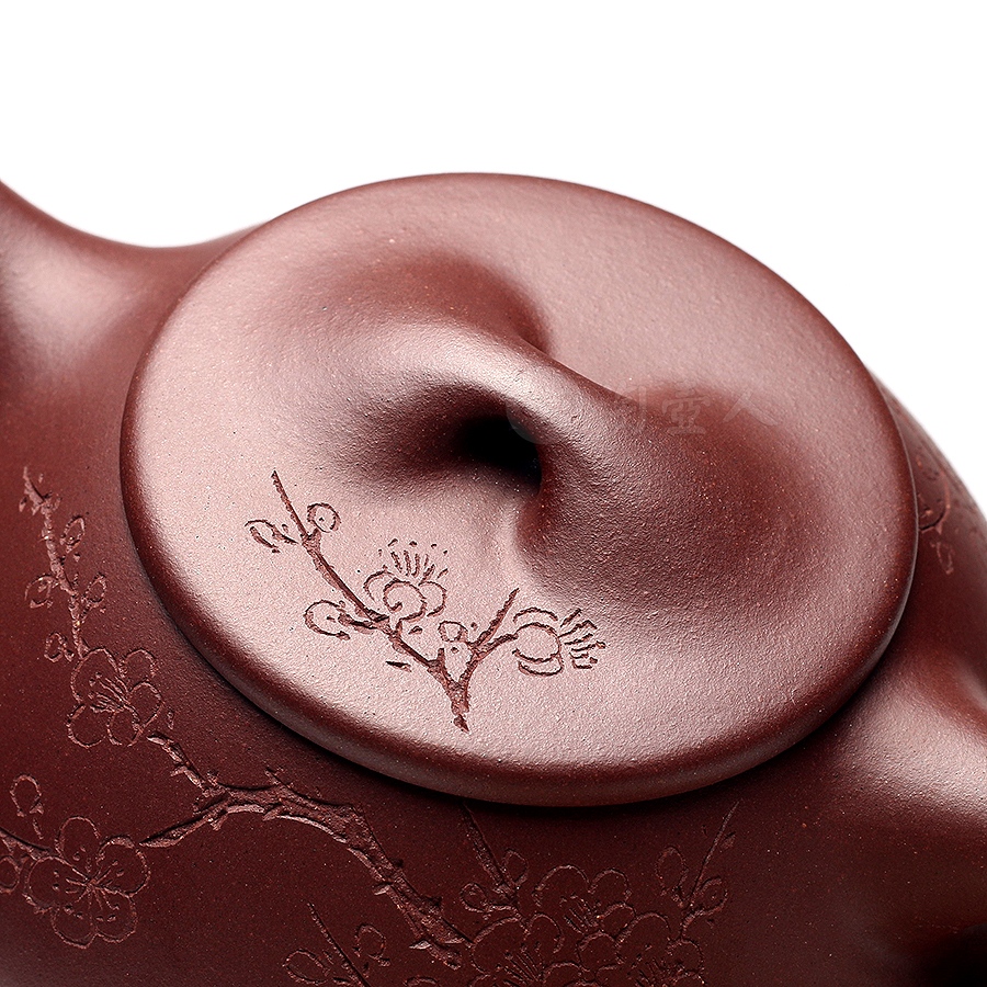 又名君宝,1953年出生于丁山陶瓷世家,1993年国工,师拜壶艺泰斗顾景舟