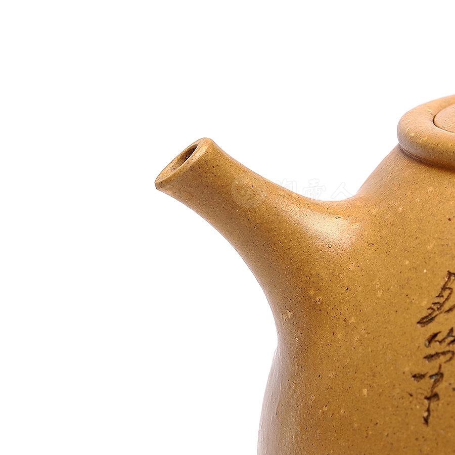 环龙三脚鼎(谭泉海刻绘)