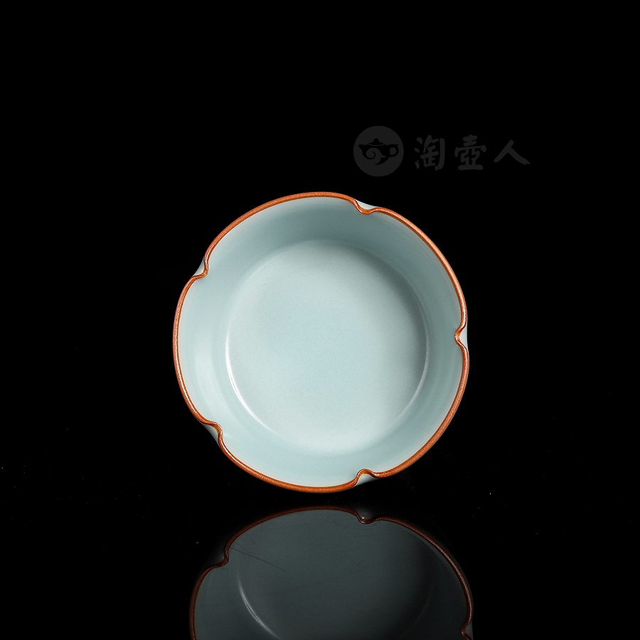 凝脂花口杯·支烧