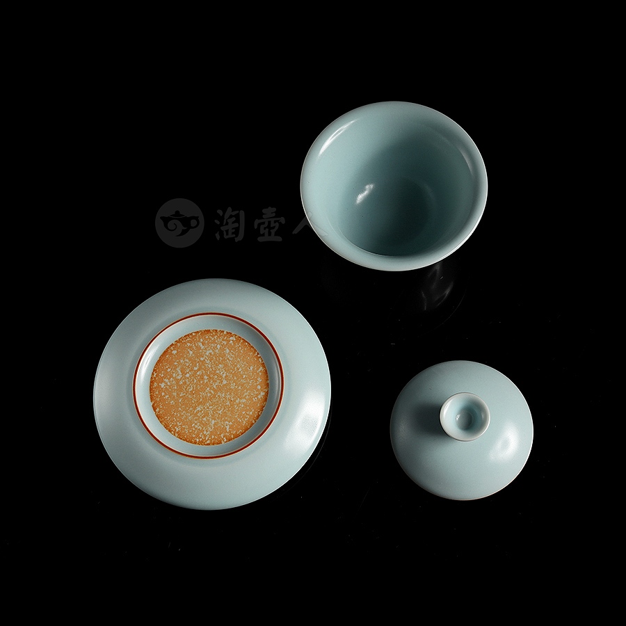 凝脂三财盖碗