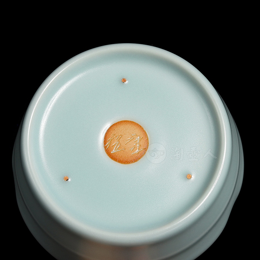 凝脂花口杯·支烧