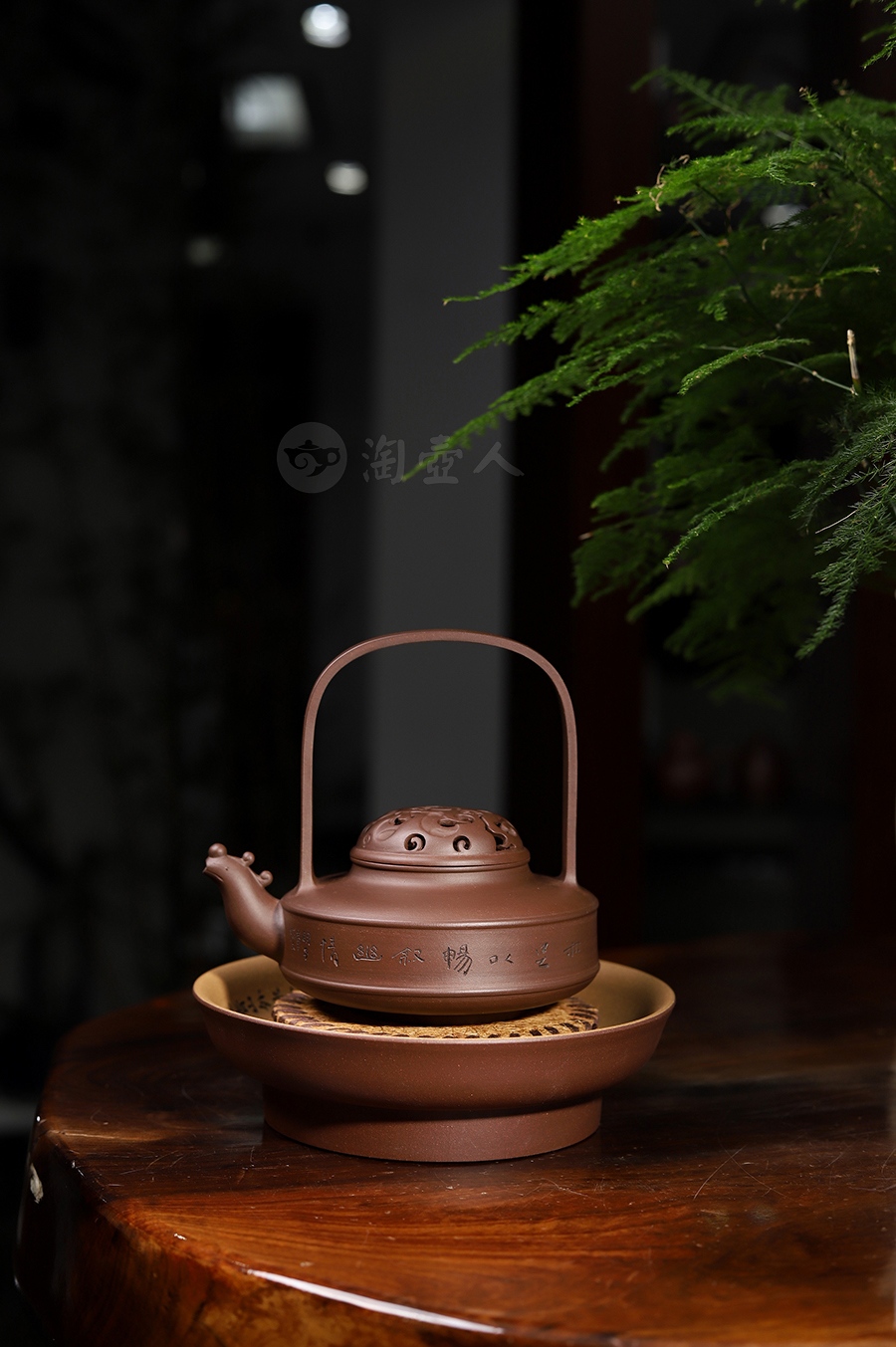 全手鸣提壶(章炳文书·毛国强铭)