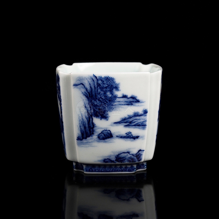 青花人物山水四方杯
