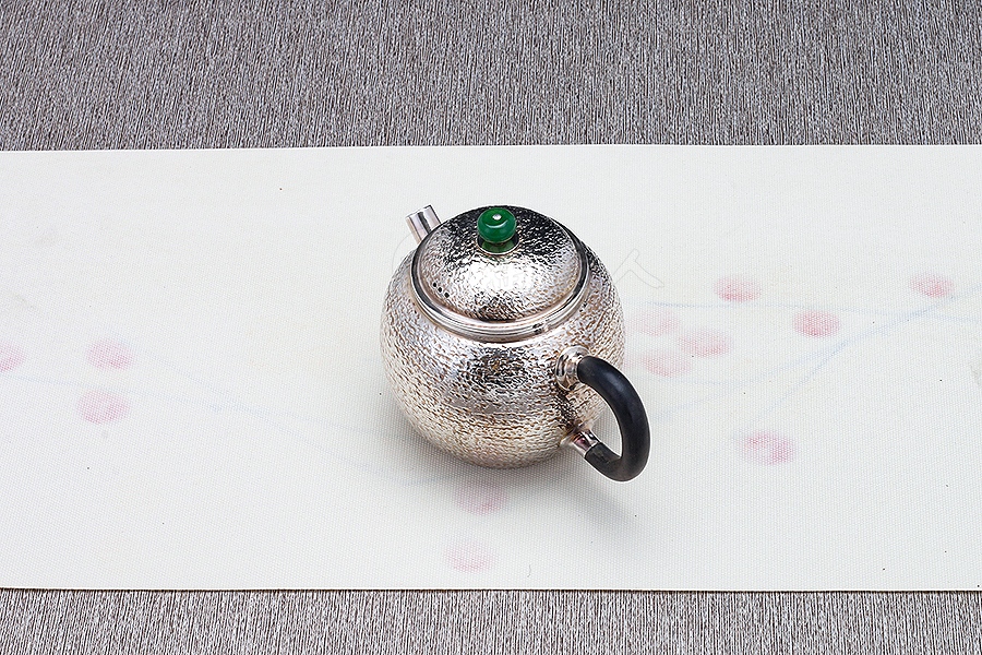 南红高莲(黑檀木)