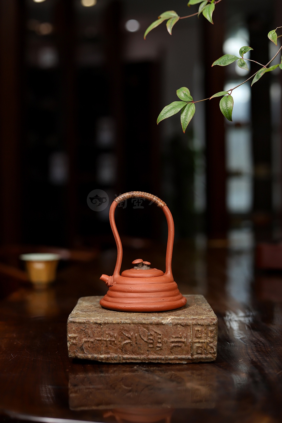 全手仿悟奇提梁壶