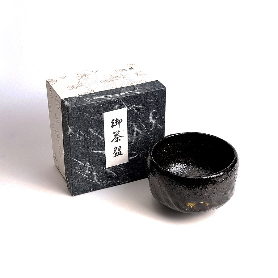 黑乐抹茶碗
