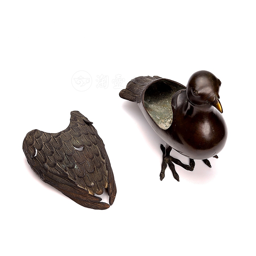 清中期·铜制鸽香炉