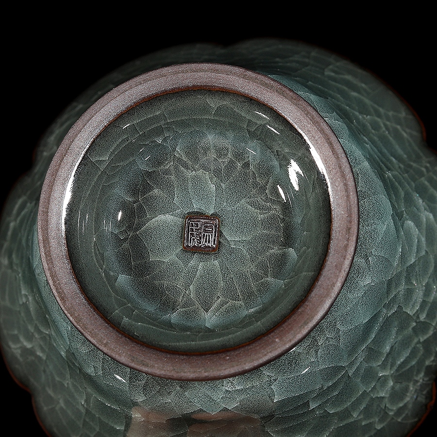 冰裂六瓣品茗杯