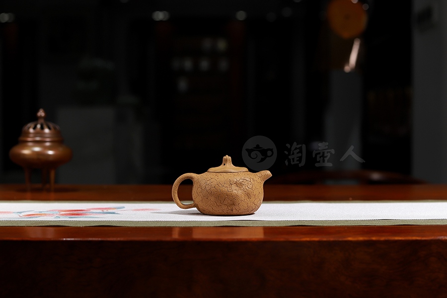 全手供春
