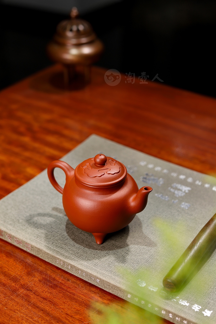 全手三脚如意壶