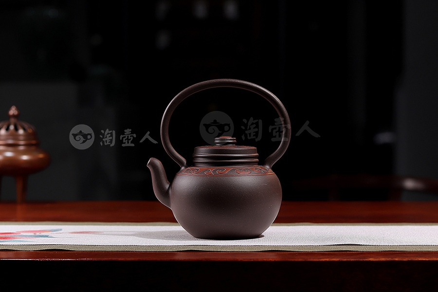 清风卷云提梁壶