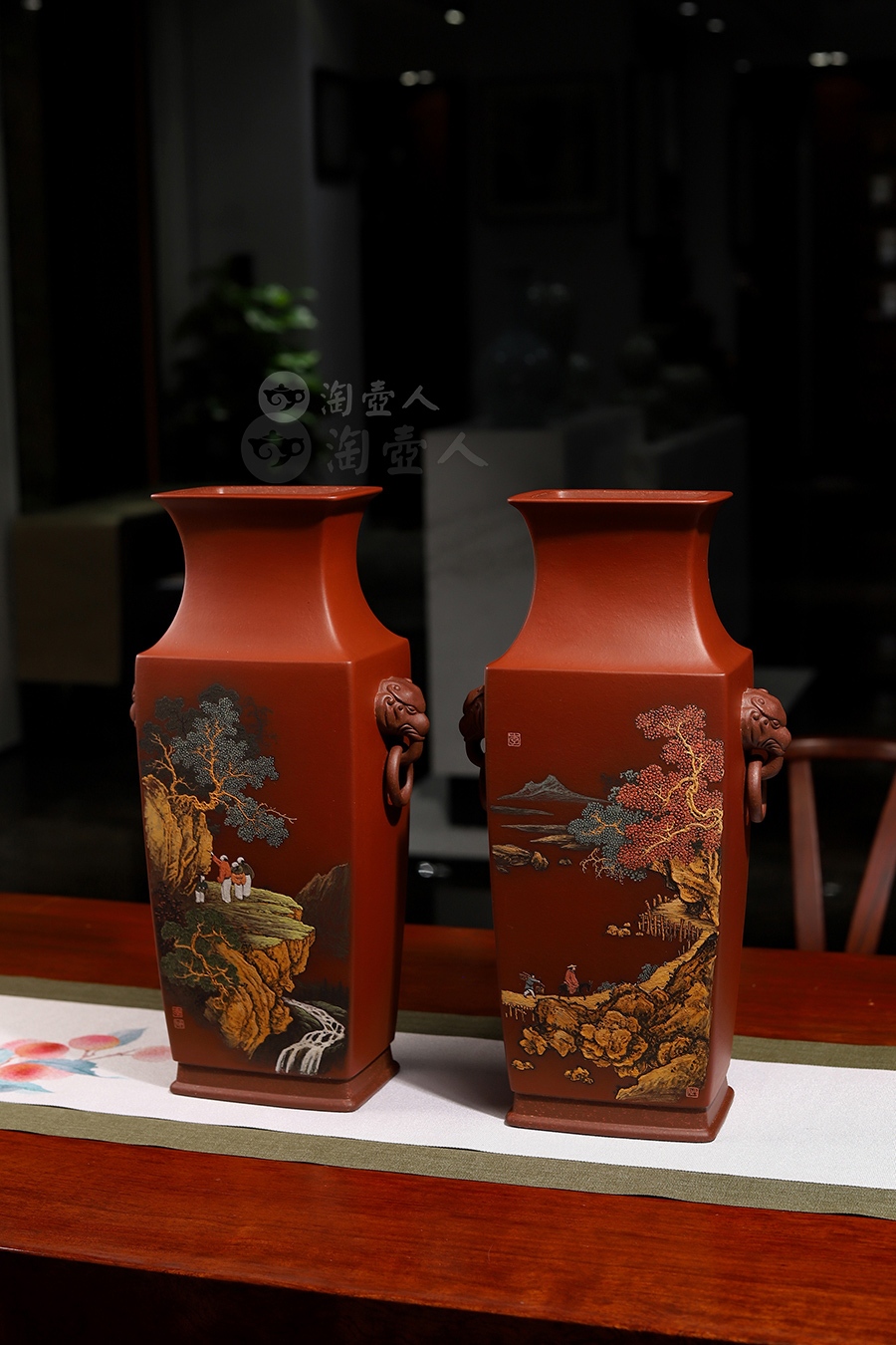 四方博古对瓶(李丹阳泥绘)