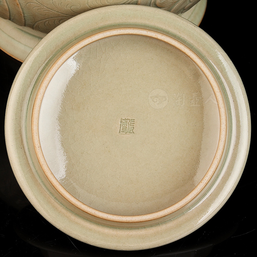 双系茶叶罐