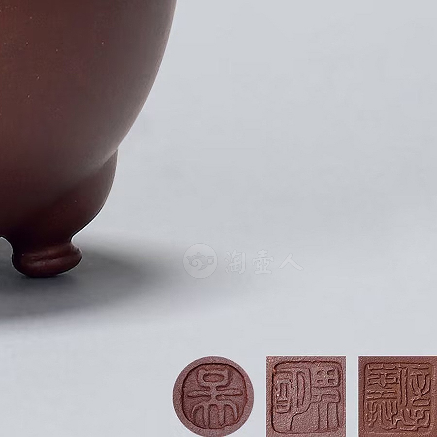 半月提梁壶