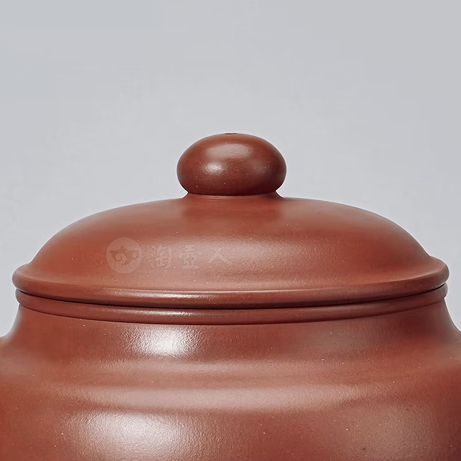 玉麟仿古壶(王翔刻)