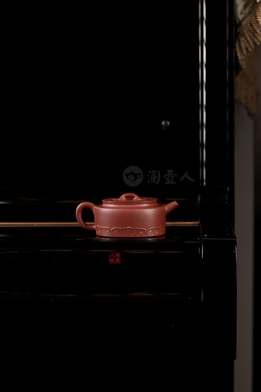 全手腰圆莲子·般若花壶(戗金)