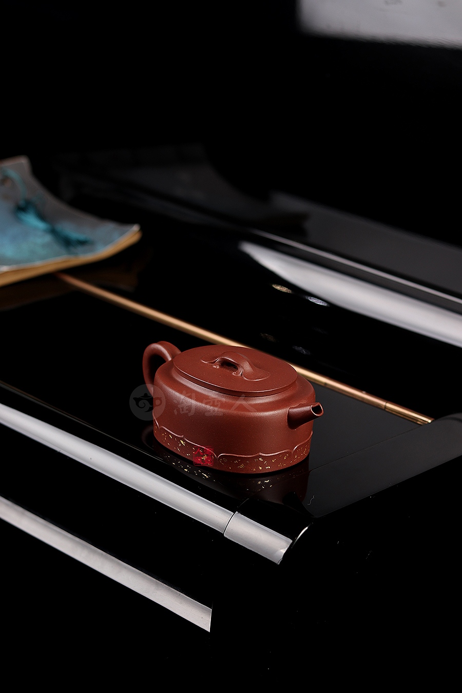 全手腰圆莲子·般若花壶(戗金)