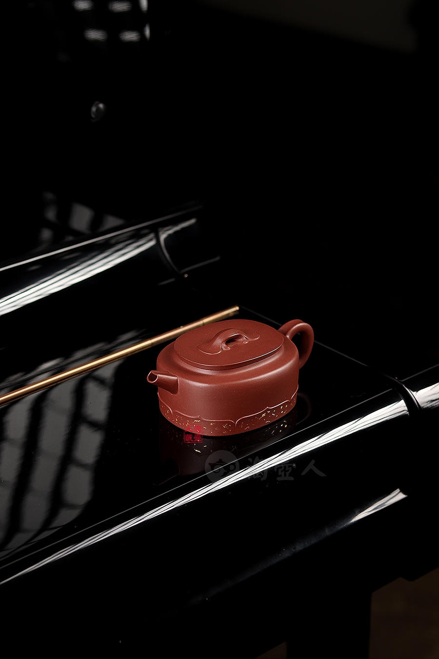 全手腰圆莲子·般若花壶(戗金)