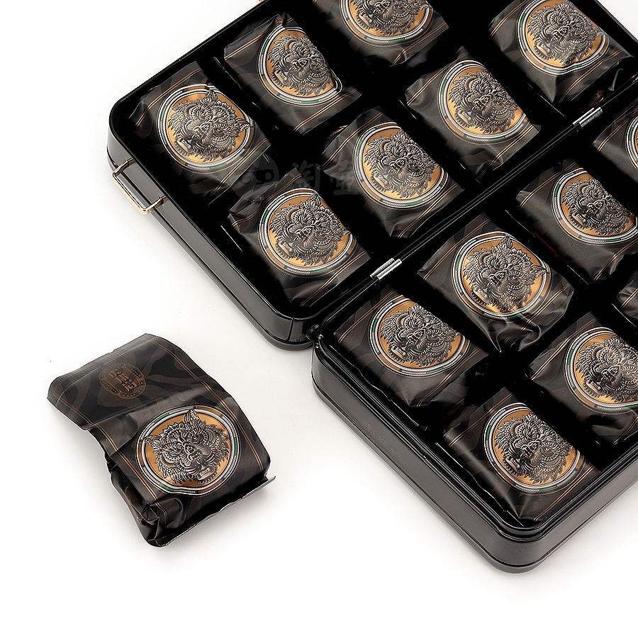 卧山君(大红袍)