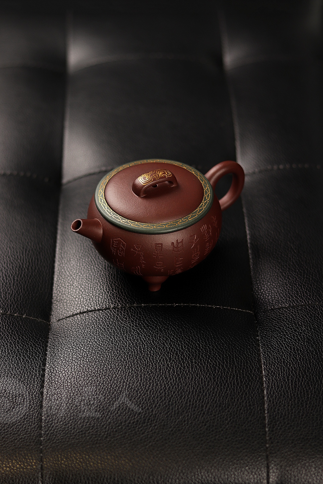 纳炉紫砂壶(描金)