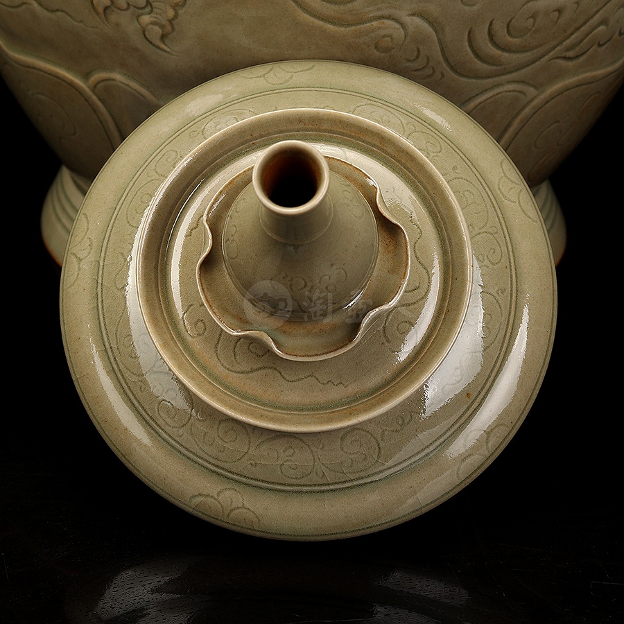 葫芦座四系龙纹瓶