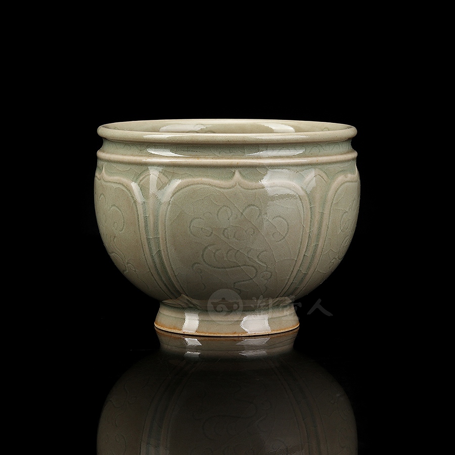 束口祥云荷花杯(中)